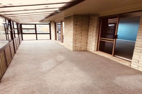 Photo of property in 76 Weatherly Road, Torbay, Auckland, 0630