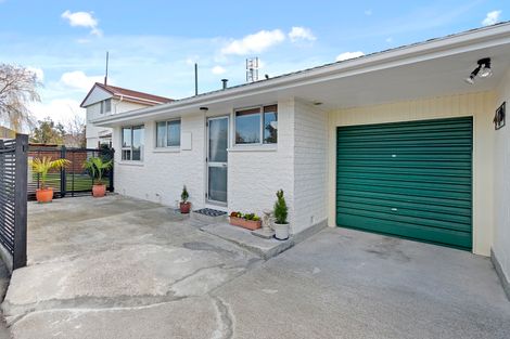 Photo of property in 2/30 Garvins Road, Hornby, Christchurch, 8042