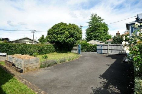 Photo of property in 933 Heaphy Terrace, Fairfield, Hamilton, 3214