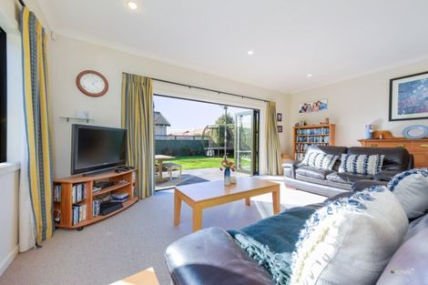 Photo of property in 9 Heretaunga Street, Petone, Lower Hutt, 5012