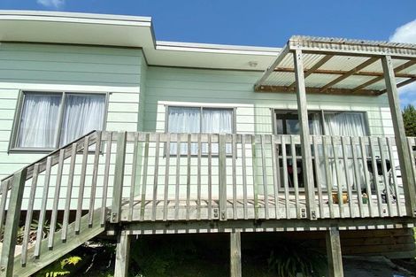 Photo of property in 16 Ranch Avenue, Beach Haven, Auckland, 0626
