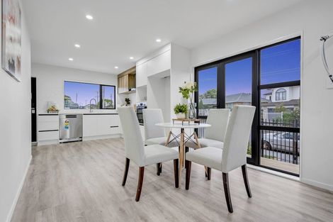 Photo of property in 17b Mccullough Avenue, Papatoetoe, Auckland, 2025