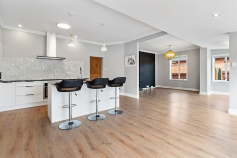 Photo of property in 219 North Street, West End, Timaru, 7910