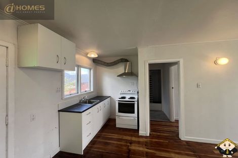 Photo of property in 84 Roberts Road, Te Atatu South, Auckland, 0610