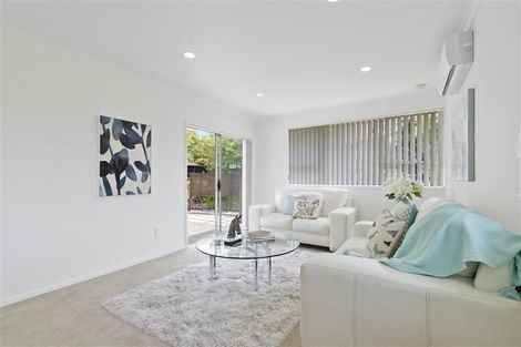 Photo of property in 83 Advene Road, Cockle Bay, Auckland, 2014