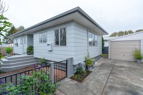 Photo of property in 381a Kahikatea Drive, Dinsdale, Hamilton, 3204