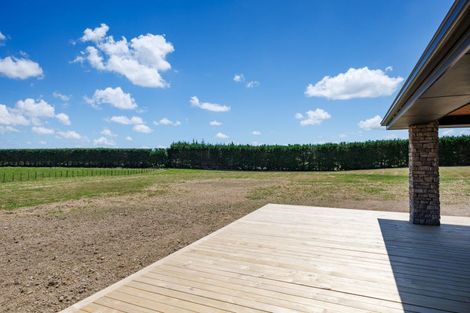 Photo of property in 167 Spur Road West, Colyton, Feilding, 4775