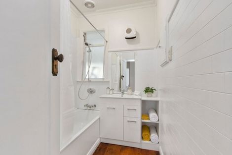 Photo of property in 31 Burnside Street, Waterloo, Lower Hutt, 5011