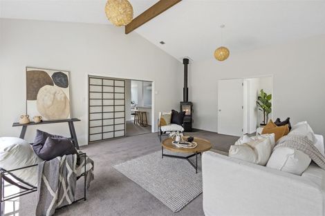 Photo of property in 12 Chatswood Place, Bishopdale, Christchurch, 8051