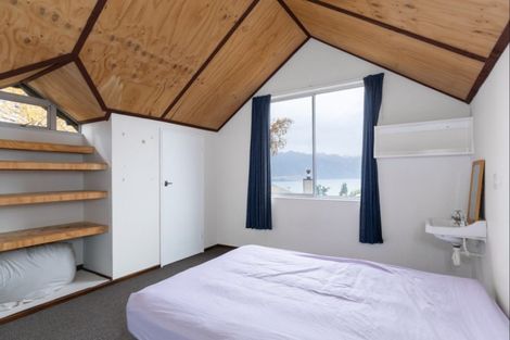 Photo of property in 18 Lochy Road, Fernhill, Queenstown, 9300