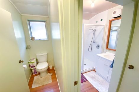 Photo of property in 10 Webster Place, Picton, 7220