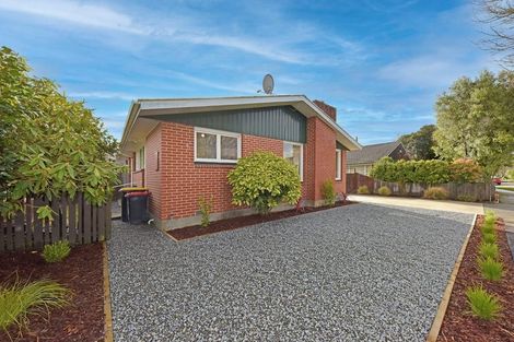 Photo of property in 1/14 Newbridge Place, Ilam, Christchurch, 8041