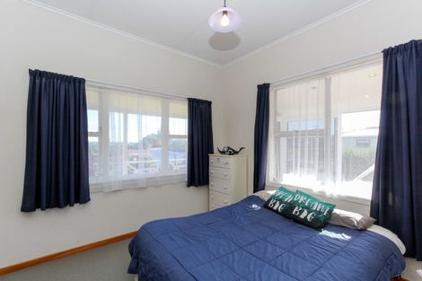 Photo of property in 6 Mouatt Street, Waitara, 4320