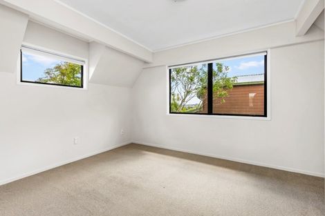 Photo of property in 36 Pohutukawa Drive, Pukete, Hamilton, 3200