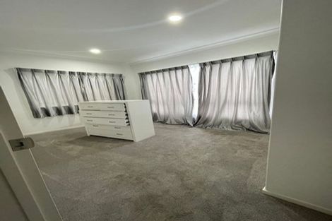 Photo of property in 34 Lime Hill Rise, Flat Bush, Auckland, 2019