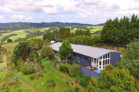 Photo of property in 348 Brooks Road, Waipu, 0582