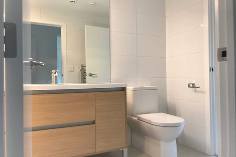 Photo of property in 102/3 Percy Winstone Lane, Stonefields, Auckland, 1072