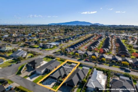 Photo of property in 5 Mahia Lane, Waikanae, 5036