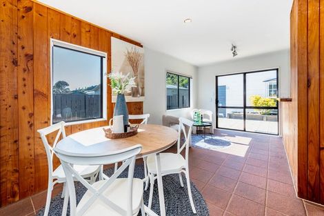 Photo of property in 87 Elizabeth Street, Waikanae, 5036