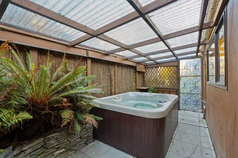 Photo of property in 180 Fernhill Road, Fernhill, Queenstown, 9300