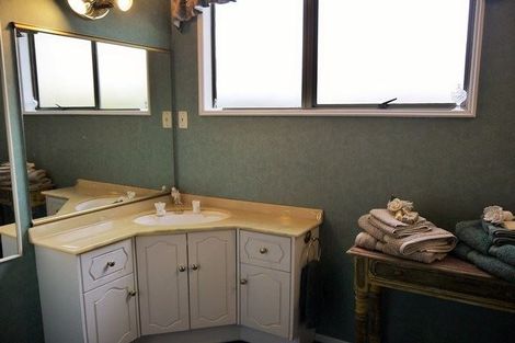 Photo of property in 22a Branxholm Street, Roxburgh, 9500