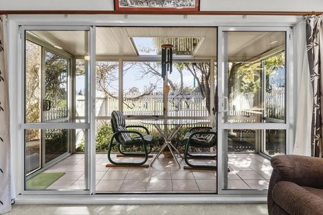 Photo of property in 2 Ashdown Place, Pahurehure, Papakura, 2113