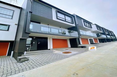 Photo of property in 44 William Souter Street, Forrest Hill, Auckland, 0620