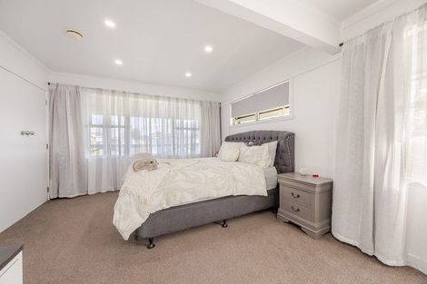 Photo of property in 86 Wycliffe Street, Onekawa, Napier, 4110