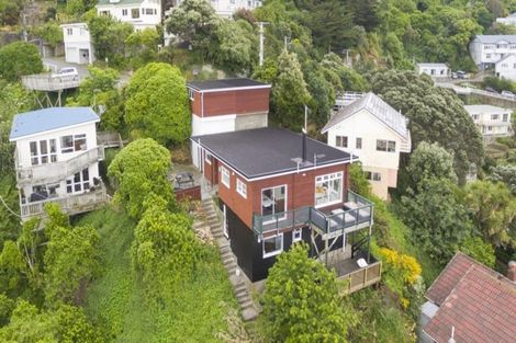 Photo of property in 93 Duncan Terrace, Kilbirnie, Wellington, 6022