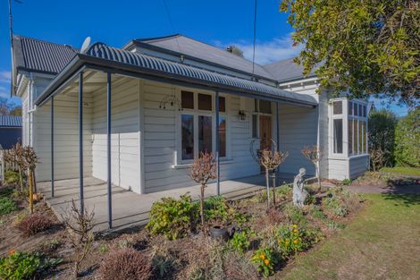 Photo of property in 28 Davie Street, Temuka, 7920