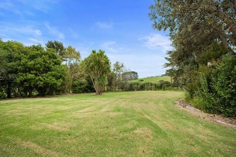 Photo of property in 376 Mangakura Road, Helensville, 0875