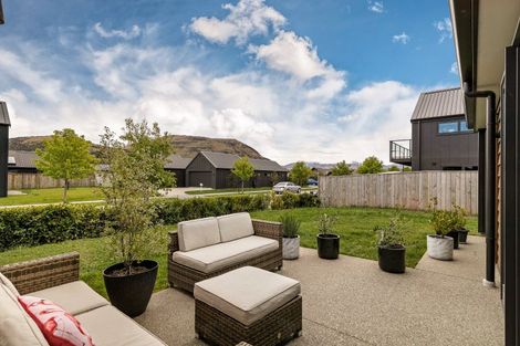 Photo of property in 66 Jack Hanley Drive, Jacks Point, Queenstown, 9371