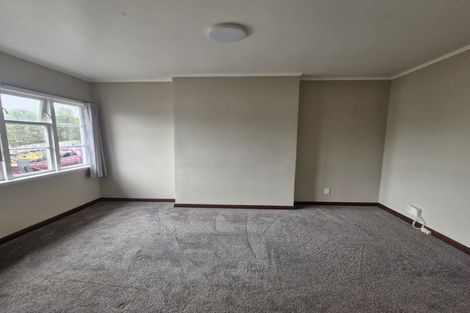 Photo of property in 192 Rathgar Road, Henderson, Auckland, 0610