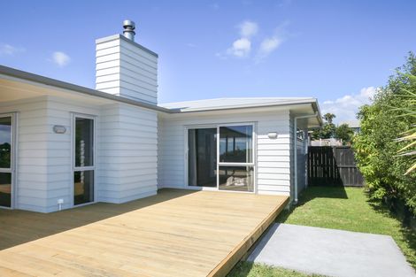 Photo of property in 8 Puka Place, Raglan, 3225