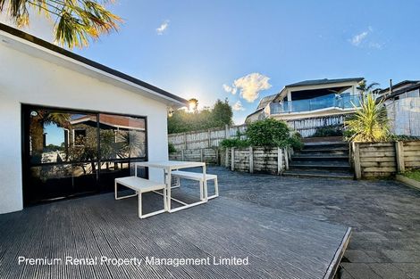 Photo of property in 12 Westergrove Place, West Harbour, Auckland, 0618