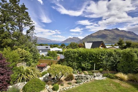 Photo of property in 688 Peninsula Road, Kelvin Heights, Queenstown, 9300