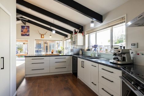 Photo of property in 9 Cascade Place, Chartwell, Hamilton, 3210