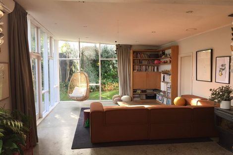 Photo of property in 43 Delhi Crescent, Khandallah, Wellington, 6035