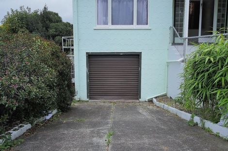 Photo of property in 1 Albert Street, Dannevirke, 4930