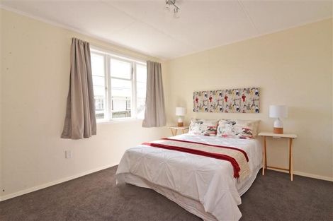 Photo of property in 22 Tomo Street, New Lynn, Auckland, 0600