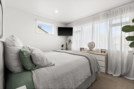 Photo of property in 19 Frickleton Street, Taradale, Napier, 4112