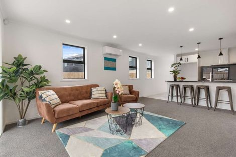 Photo of property in 2/43 Inuwai Street, Glenview, Hamilton, 3206