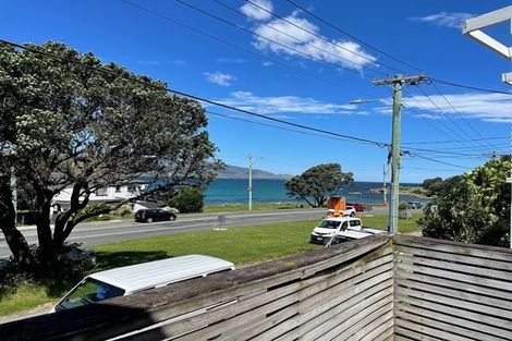 Photo of property in 280 Queens Drive, Lyall Bay, Wellington, 6022