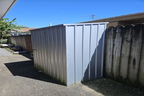 Photo of property in 42a Denbigh Avenue, Mount Roskill, Auckland, 1041