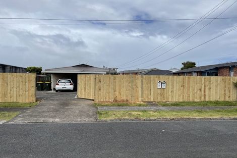 Photo of property in 20 Kohinoor Avenue, Mangere, Auckland, 2022