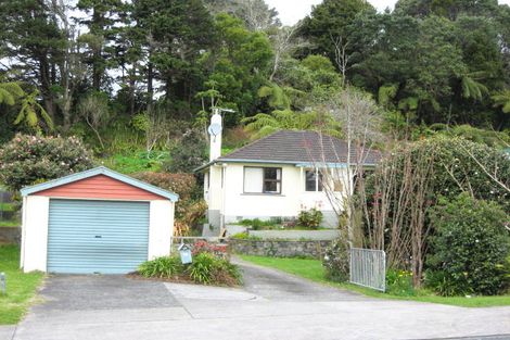 Photo of property in 19 Awanui Street, Merrilands, New Plymouth, 4312