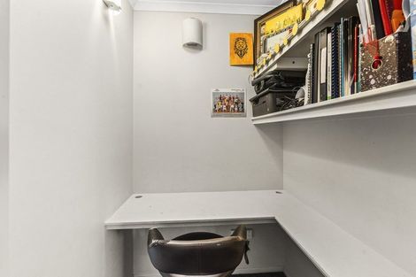 Photo of property in 5d James Drive, Bell Block, New Plymouth, 4312