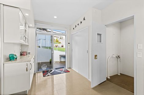 Photo of property in 10 Rangimaarie Crescent, Snells Beach, 0920