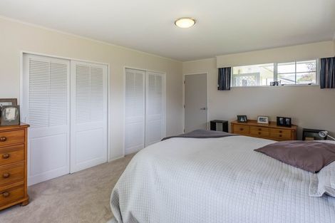 Photo of property in 22 Awanui Drive, Waikanae, 5036