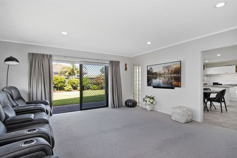 Photo of property in 9 Russley Drive, Mount Maunganui, 3116